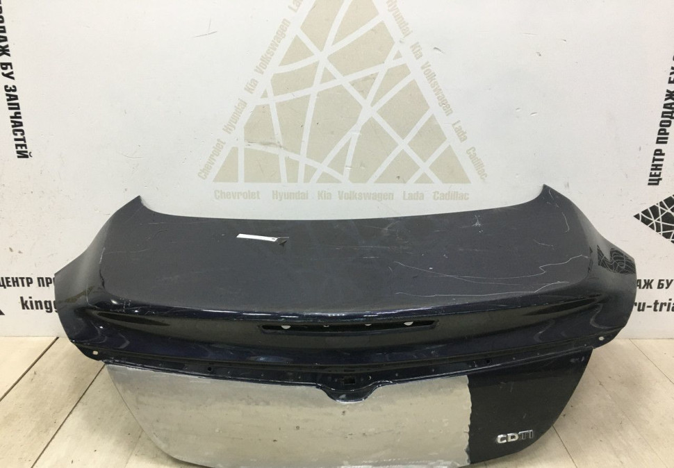 Крышка багажника Opel Insignia седан до рестайлинг OEM 22779369