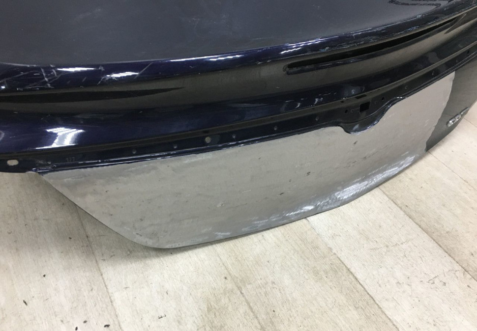 Крышка багажника Opel Insignia седан до рестайлинг OEM 22779369 Крышка багажника Opel Insignia седан до рестайлинг OEM 22779369