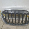 Решетка радиатора правая бу BMW X1 F48 OEM 51117354824