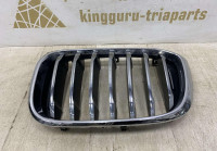 Решетка радиатора левая BMW X3 G01 OEM 51137464919