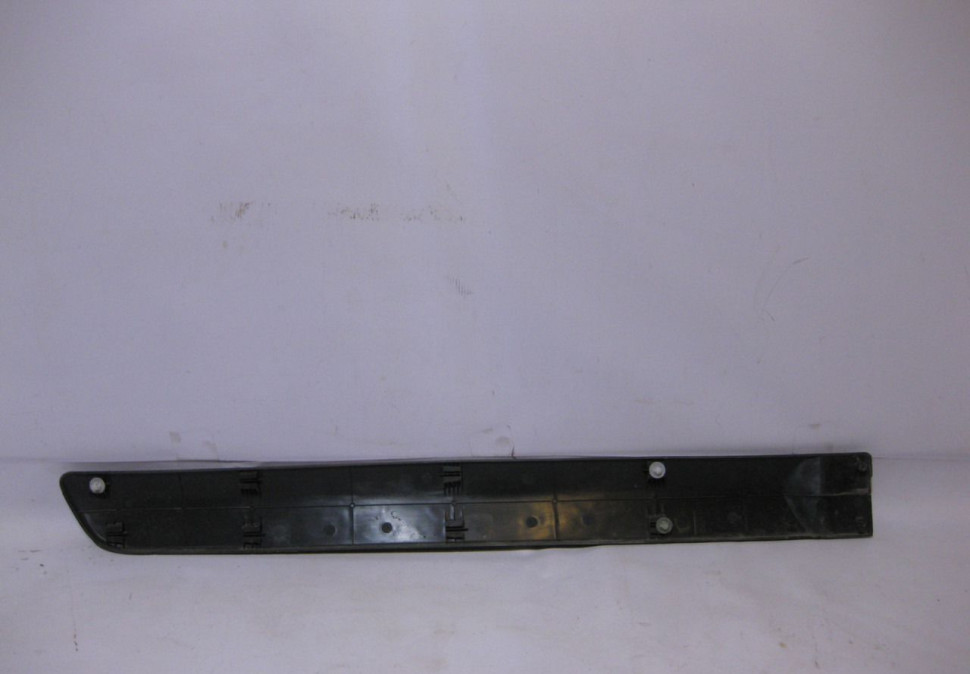 Молдинг двери задний левый Lada Largus oem 8450000411 (скл-3) Молдинг двери задний левый Lada Largus oem 8450000411 (скл-3)
