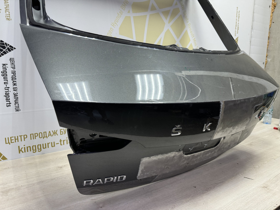 Крышка багажника Skoda Rapid 2 OEM 60U827025 Крышка багажника Skoda Rapid 2 OEM 60U827025