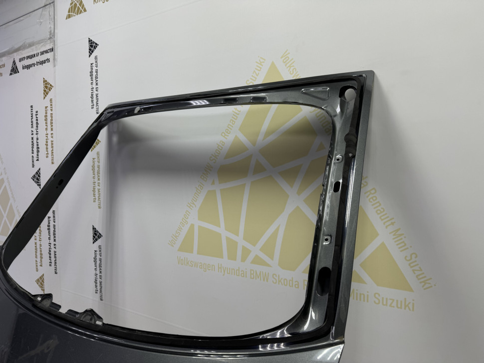 Крышка багажника Skoda Rapid 2 OEM 60U827025 Крышка багажника Skoda Rapid 2 OEM 60U827025