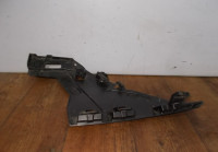 Кронштейн переднего крыла правый бу BMW X5 F15 OEM 51117337092