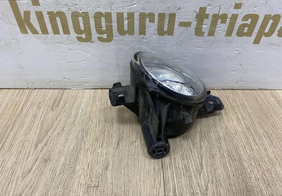 Фара противотуманная правая BMW X5 E70 OEM 63177184318