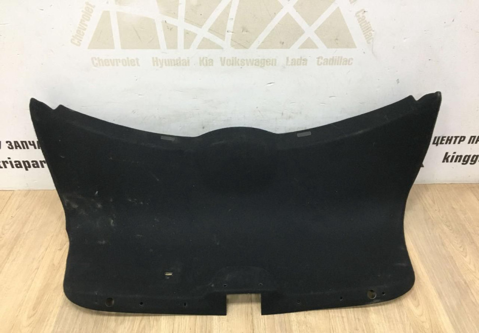 Обивка крышки багажника Skoda Octavia A7 OEM 5E5867975F