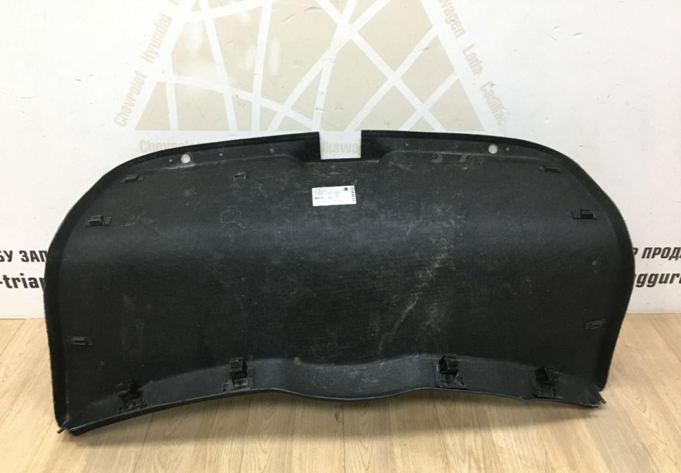 Обивка крышки багажника Skoda Octavia A7 OEM 5E5867975F