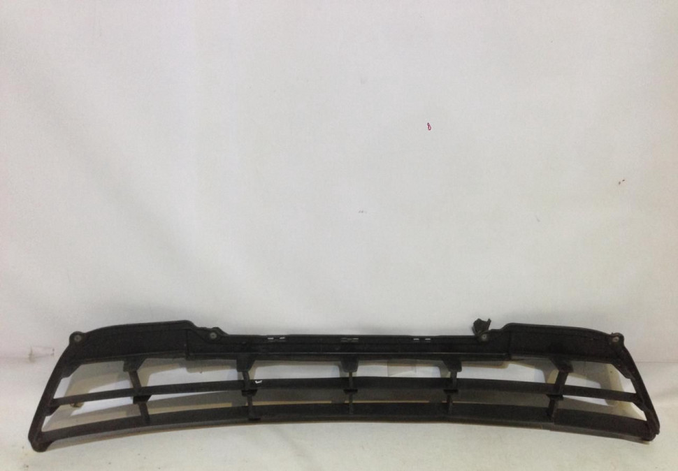Решетка переднего бампера Lada Granta 18- oem 21912803057 (скл-3) Решетка переднего бампера Lada Granta 18- oem 21912803057 (скл-3)
