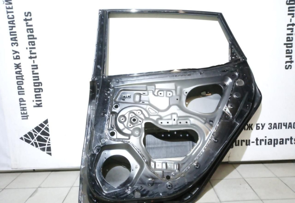 Дверь задняя правая Kia Rio 3 х/б (11-17) oem 770044Y200 (скл-3)