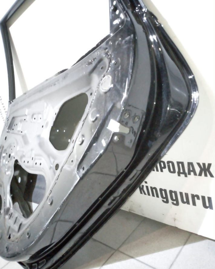 Дверь задняя правая Kia Rio 3 х/б (11-17) oem 770044Y200 (скл-3)