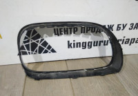 Молдинг решетки радиатора левая бу BMW 7 G11 OEM 51137357011