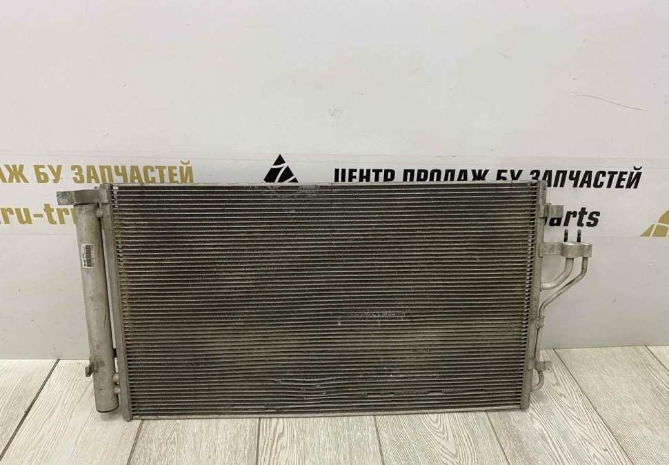 Радиатор кондиционера Hyundai IX35 2010-2015 976062Y501