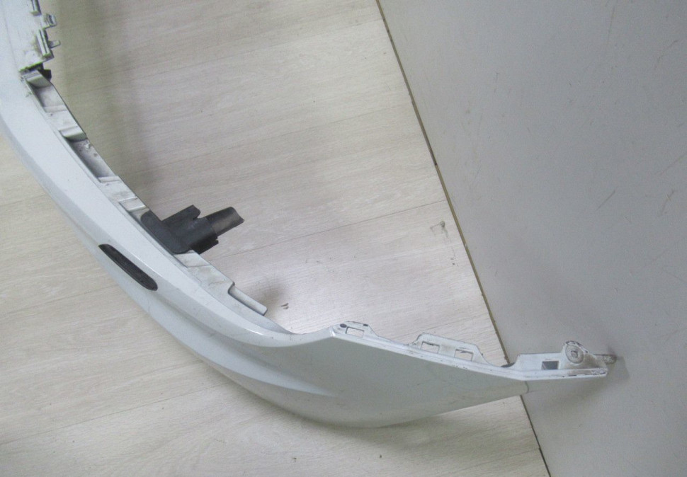 Бампер передний Volkswagen Tiguan 2 oem 5nr807221 (мал.дефект) Бампер передний Volkswagen Tiguan 2 oem 5nr807221 (мал.дефект)