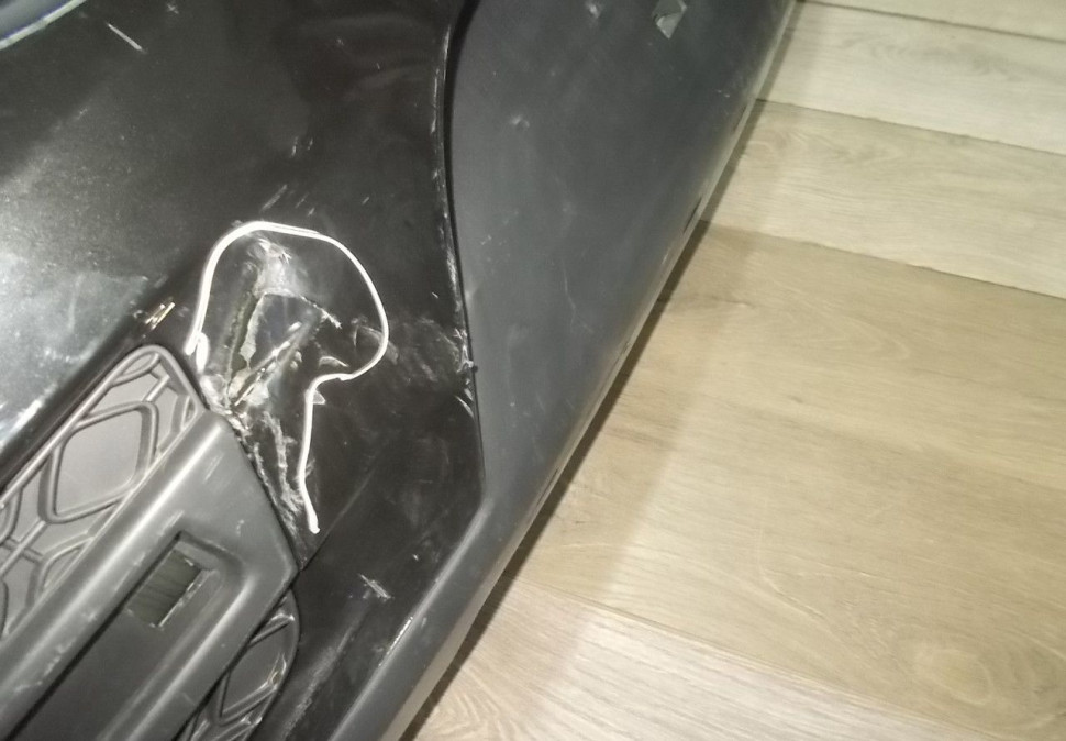 Бампер задний бу Renault Sandero Stepway 2 OEM 850229678R (скл-3) Бампер задний бу Renault Sandero Stepway 2 OEM 850229678R (скл-3)