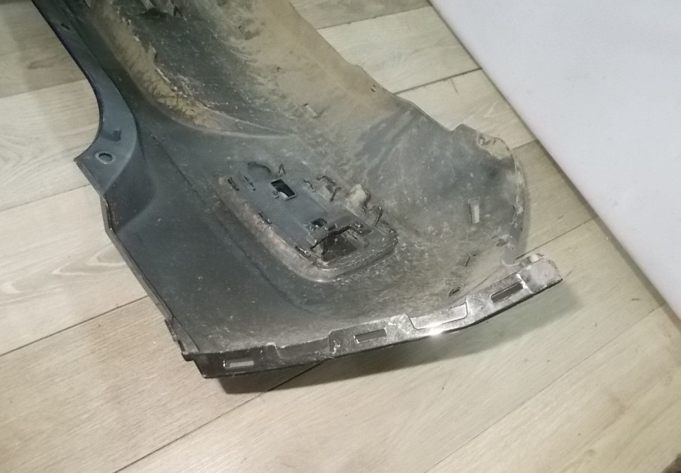 Бампер задний бу Renault Sandero Stepway 2 OEM 850229678R (скл-3) Бампер задний бу Renault Sandero Stepway 2 OEM 850229678R (скл-3)