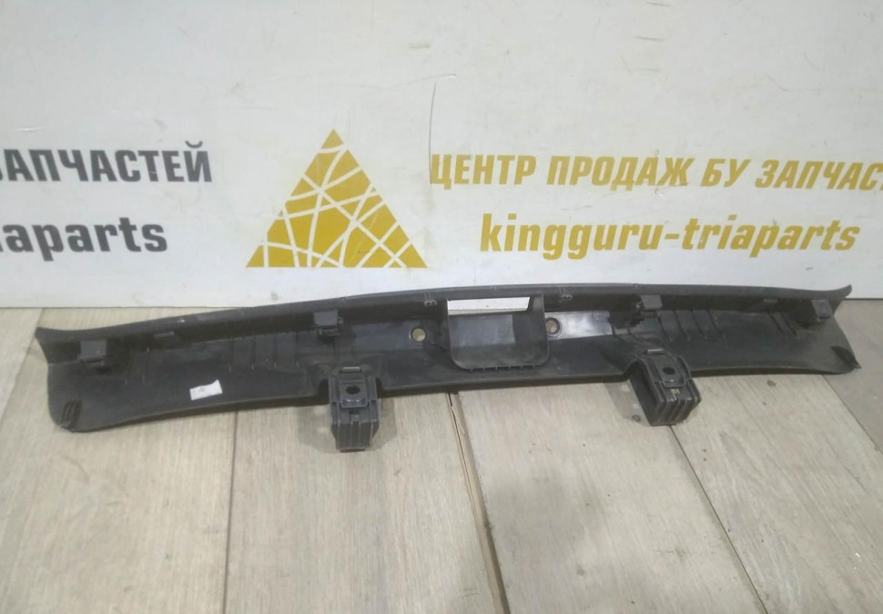 Обивка задней панели бу Skoda Rapid OEM 5JA863485B