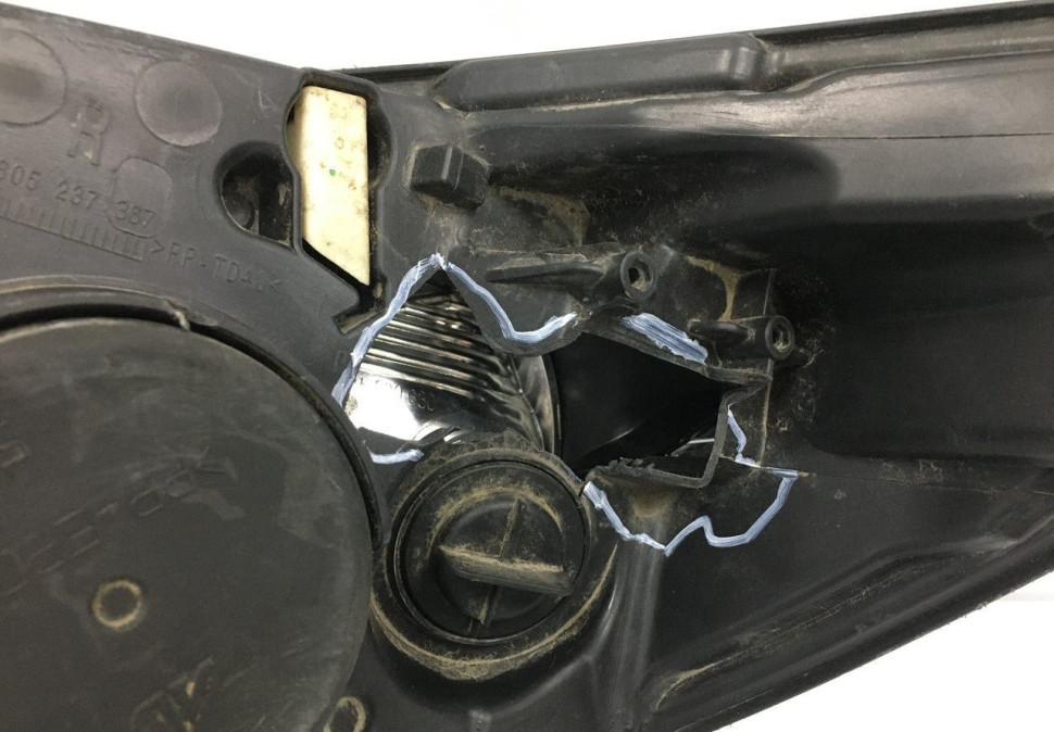 Фара правая Renault Kaptur OEM 260108765R