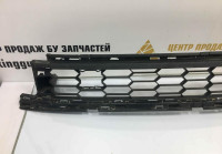 Решетка переднего бампера Skoda Karoq OEM 57A853677A