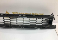 Решетка переднего бампера Skoda Karoq OEM 57A853677A