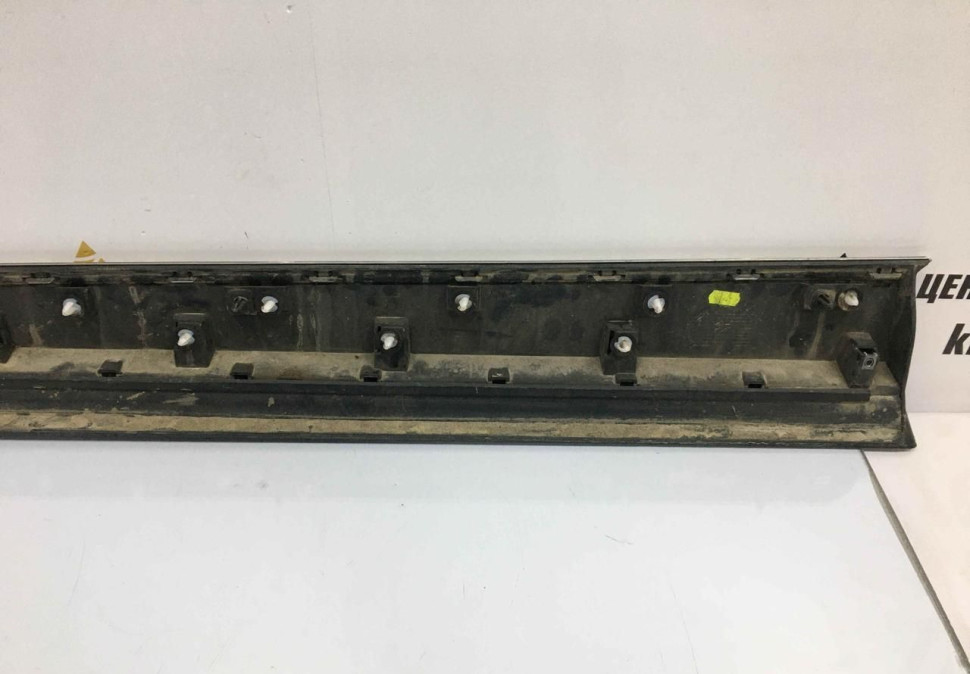 Молдинг двери передний правый Renault Arkana OEM 801864255R