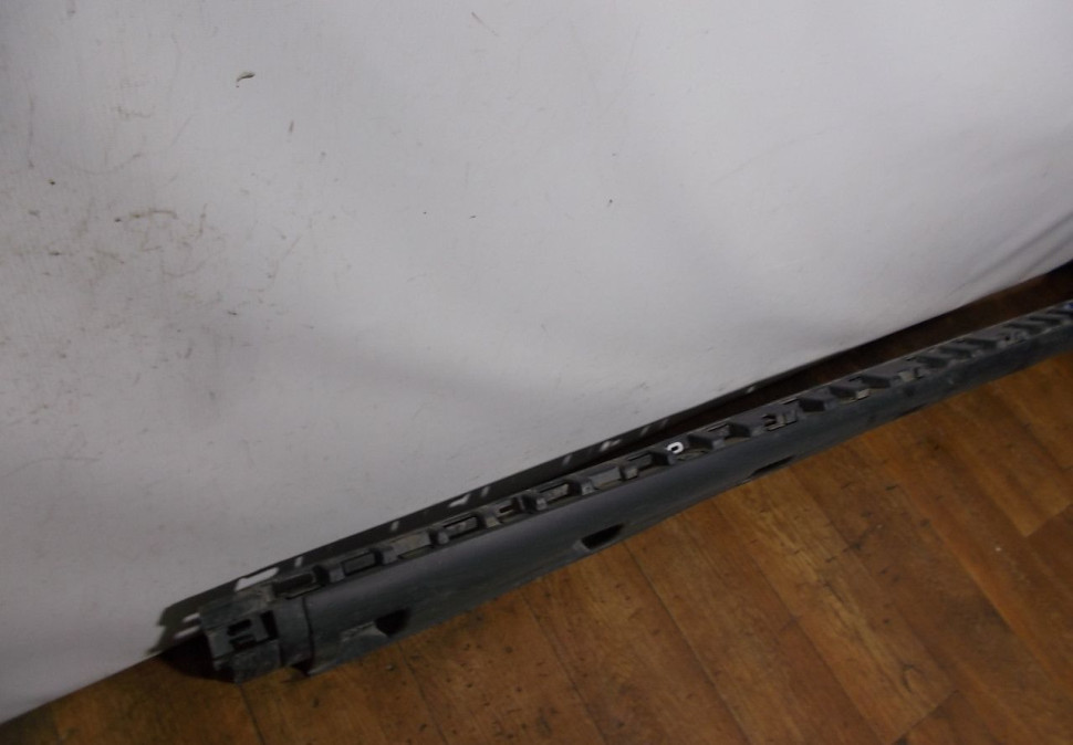 Порог левый бу Renault Duster OEM 768514828R Порог левый бу Renault Duster OEM 768514828R