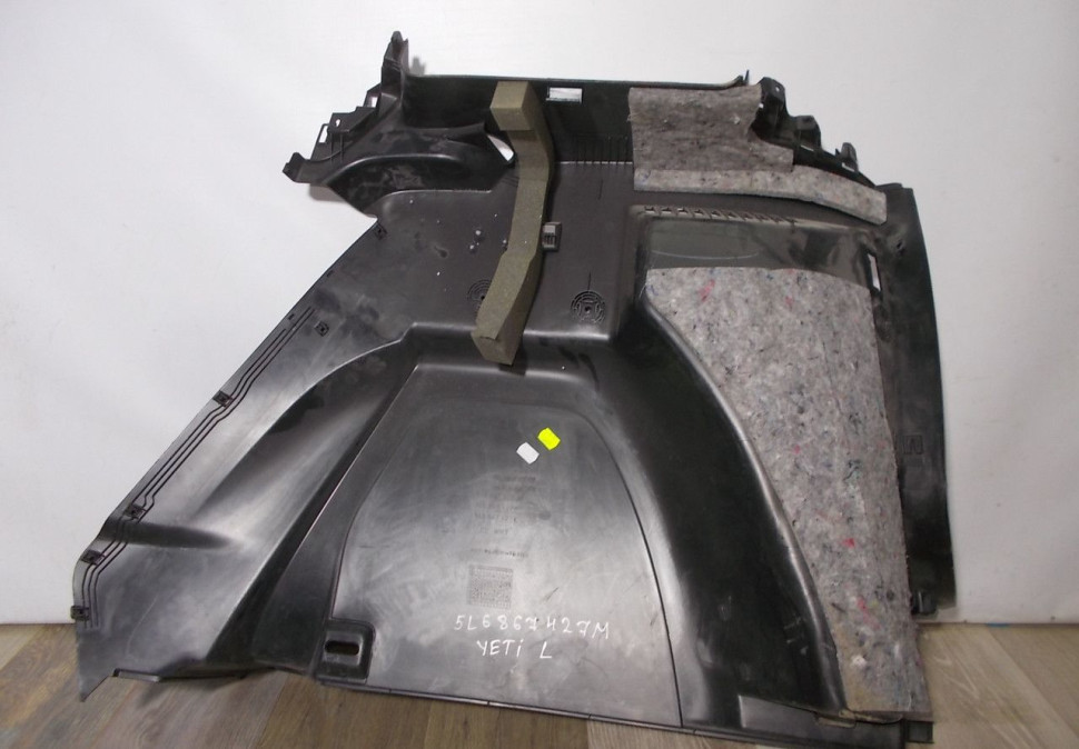 Обшивка багажника левая бу Skoda Yeti OEM 5L6867427M Обшивка багажника левая бу Skoda Yeti OEM 5L6867427M