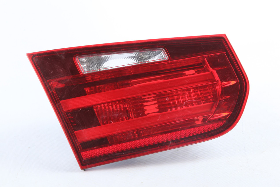 Фонарь левый внутренний бу BMW 3 F30 рест OEM 63217259915