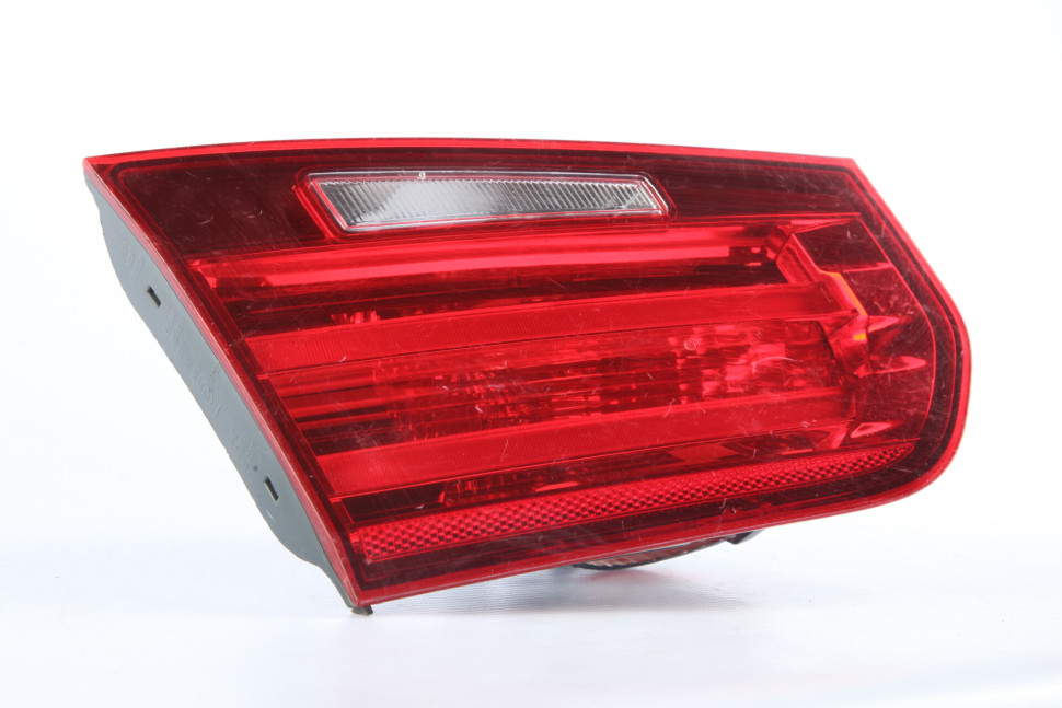 Фонарь левый внутренний бу BMW 3 F30 рест OEM 63217259915 Фонарь левый внутренний бу BMW 3 F30 рест OEM 63217259915