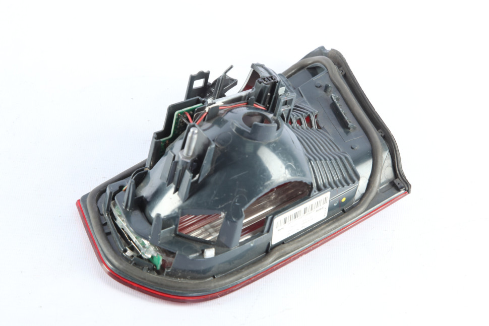 Фонарь левый внутренний бу BMW 3 F30 рест OEM 63217259915 Фонарь левый внутренний бу BMW 3 F30 рест OEM 63217259915