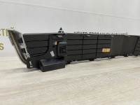 Решетка переднего бампера Cadillac Escalade 4 2014 OEM 23181987